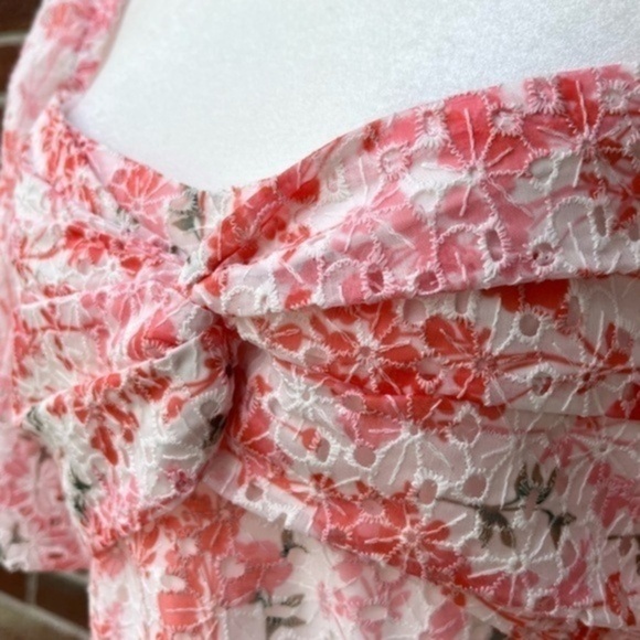 ☀️ NWT Adelyn Rae Collen Floral Eyelet Puff Sleeve Mini Dress in Flamingo - Picture 4 of 16